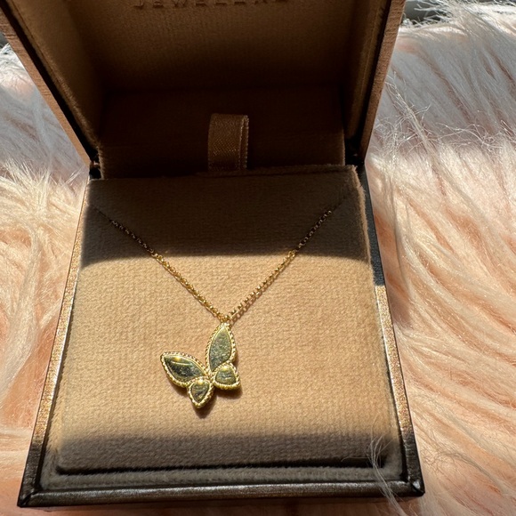Roberto Coin Tiny Treasures Butterfly Necklace 🦋 - Picture 3 of 5